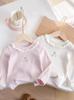 Girls' 2026 Versatile Lace Collar Rabbit T-shirt - Cute Embroidered Long Sleeve for Spring and Autumn