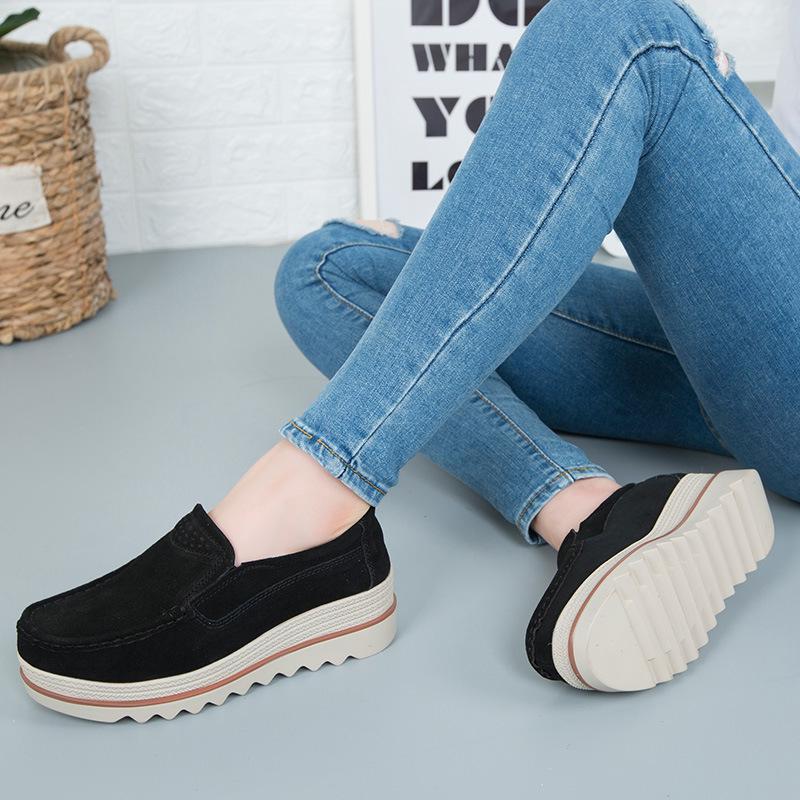 Lok Fu Schuhe mit dicken Sohlen Leder Erhöhung Set Casual Female Snail Schuhe