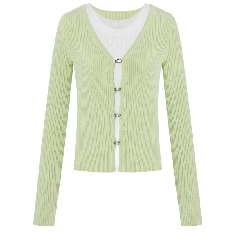 

Комплект из двух предметов: женский кардиган крупной вязки и топ S