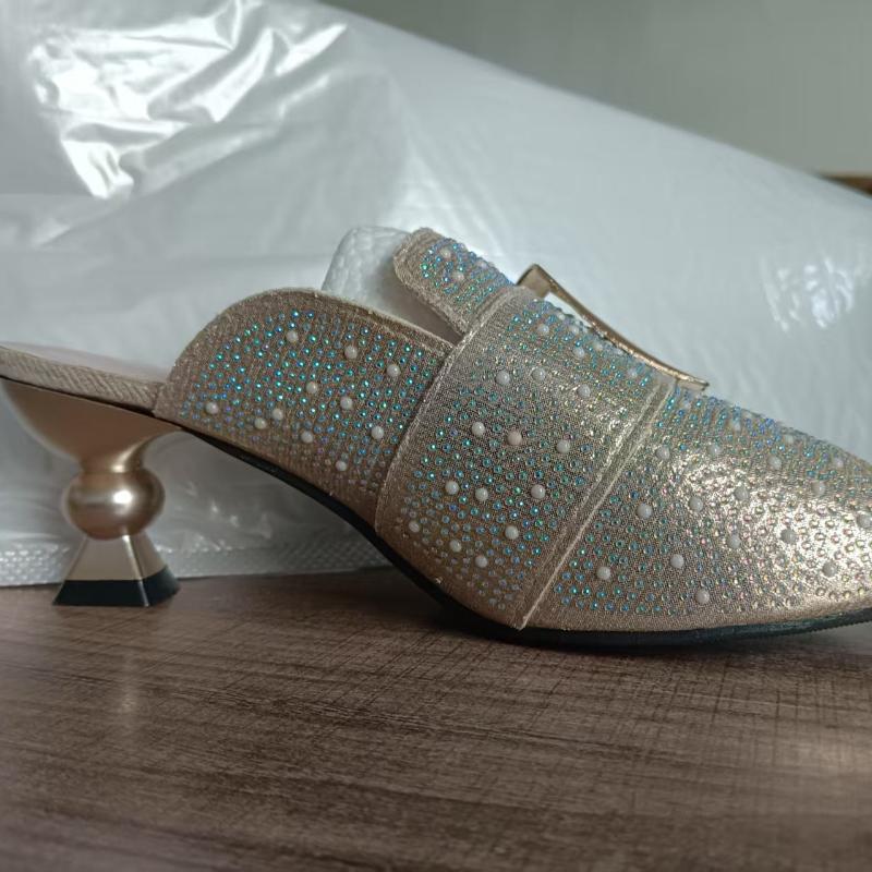 

Мода Мода Темперамент Женская обувь Лето Новые Каблуки с рыбьим носком Комфортные Универсальные Женские сандалии Простые Нескользящие Женские тапочки 40