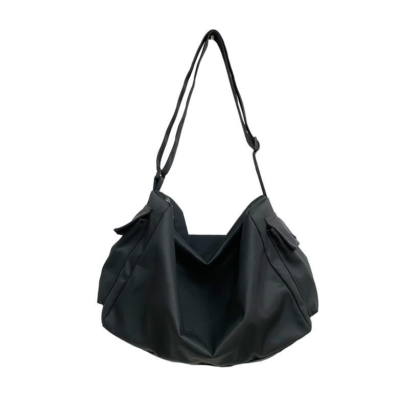 

Мужская спортивная сумка через плечо большой вместимости чёрный