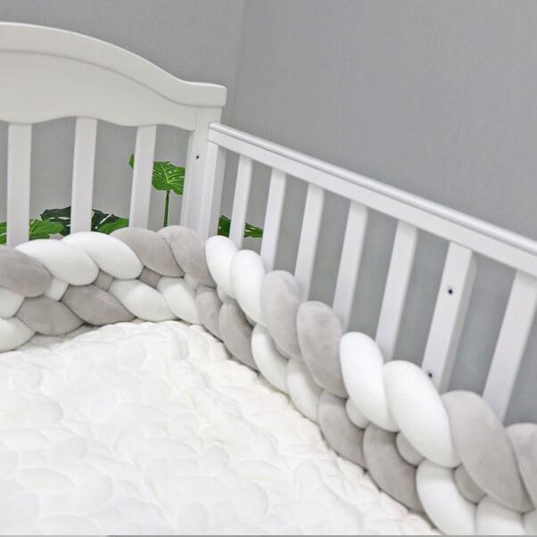 Four-Strand Danish Braided Cushion: Knotted Cable Knit for Children's Room Anti-Collision Bed Rail