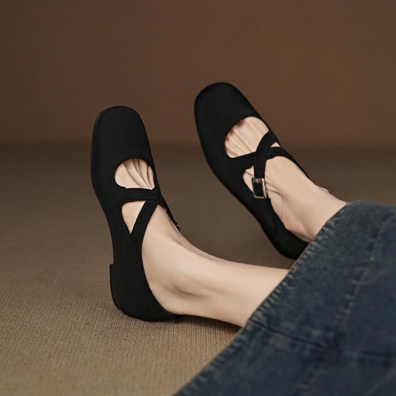 

New four-season casual single shoes light mouth flat heel solid color soft sole size leather shoes round head women s lazy shoes 43 (customized non-return and exchange)