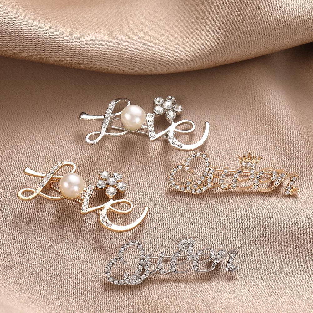 Fashion Queen Elegant Rhinestone Letter Brooch - Korean Style, Anti-Exposure, Simple Alloy Design