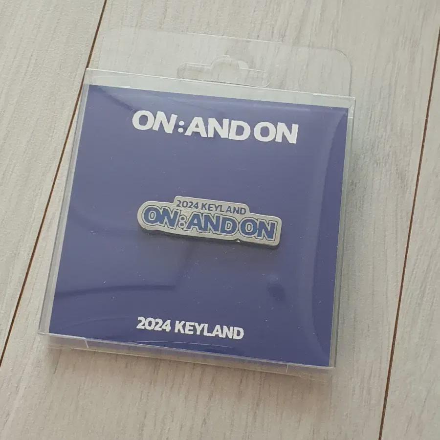 

Shinee Key Keyland Badge