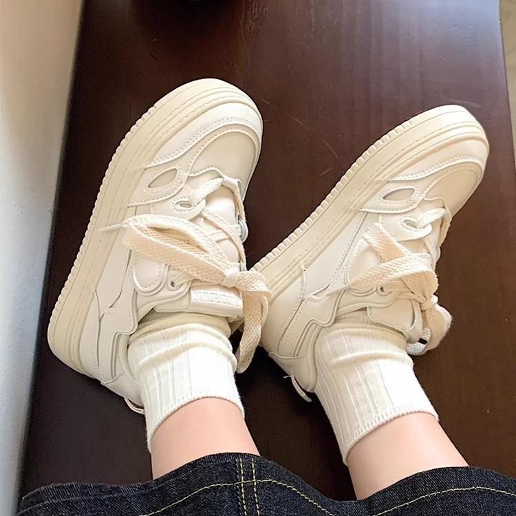 2025 Spring and Autumn New Thick-soled Versatile Casual Sports Shoes Female Ins Students Moral Training Shoes Niche Design White Shoes