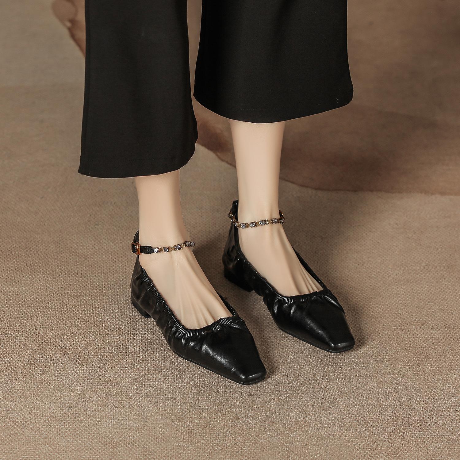 

H967-6 одно слово со стразами темперамент низкий каблук одинарные туфли новый французский квадратный носок мелкий вырез галантные женские повседневные туфли мягкая подошва 35 чёрный