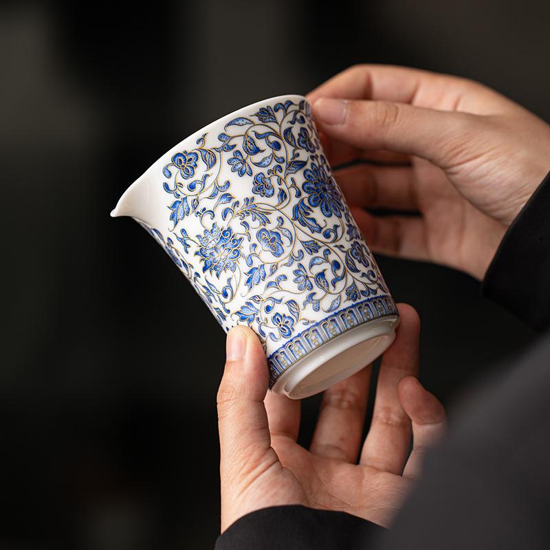 Suet jade porcelain full color high-grade uniform cup tea dispenser Kung Fu tea set fair cup tea dispenser light luxury tea sea