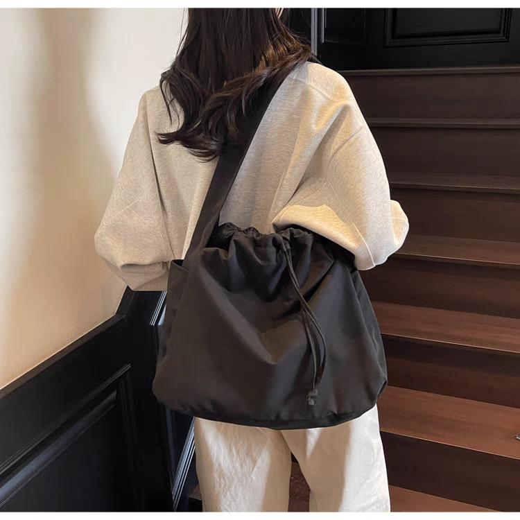 Korean Style Fashionable All-match Shoulder Bag Women Large-capacity Casual Commuting Tote Students  class Backpack 37x17x30