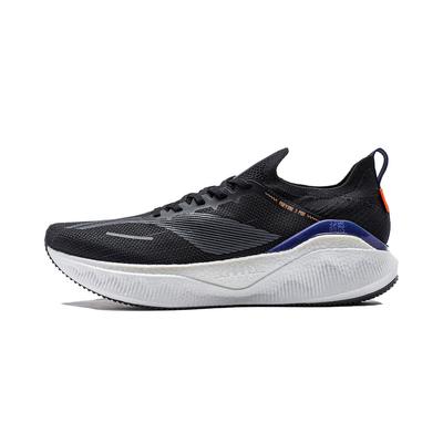 Obuwie męskie – Sneakersy