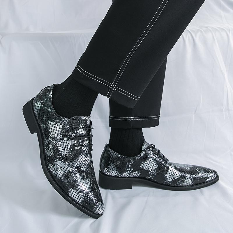 Fashion rhombus pattern pointed leather shoes men's business dress casual shoes trend European and American small leather shoes large size men's shoes