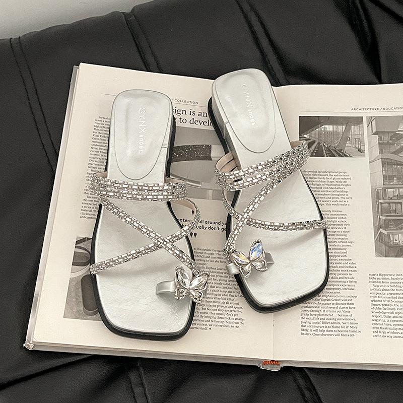 With Skirt Rhinestone Beach Flip-flops Sandals Women's 2025 New Summer Wear Wedge Heel Beautiful Set of Toe Cool Slippers