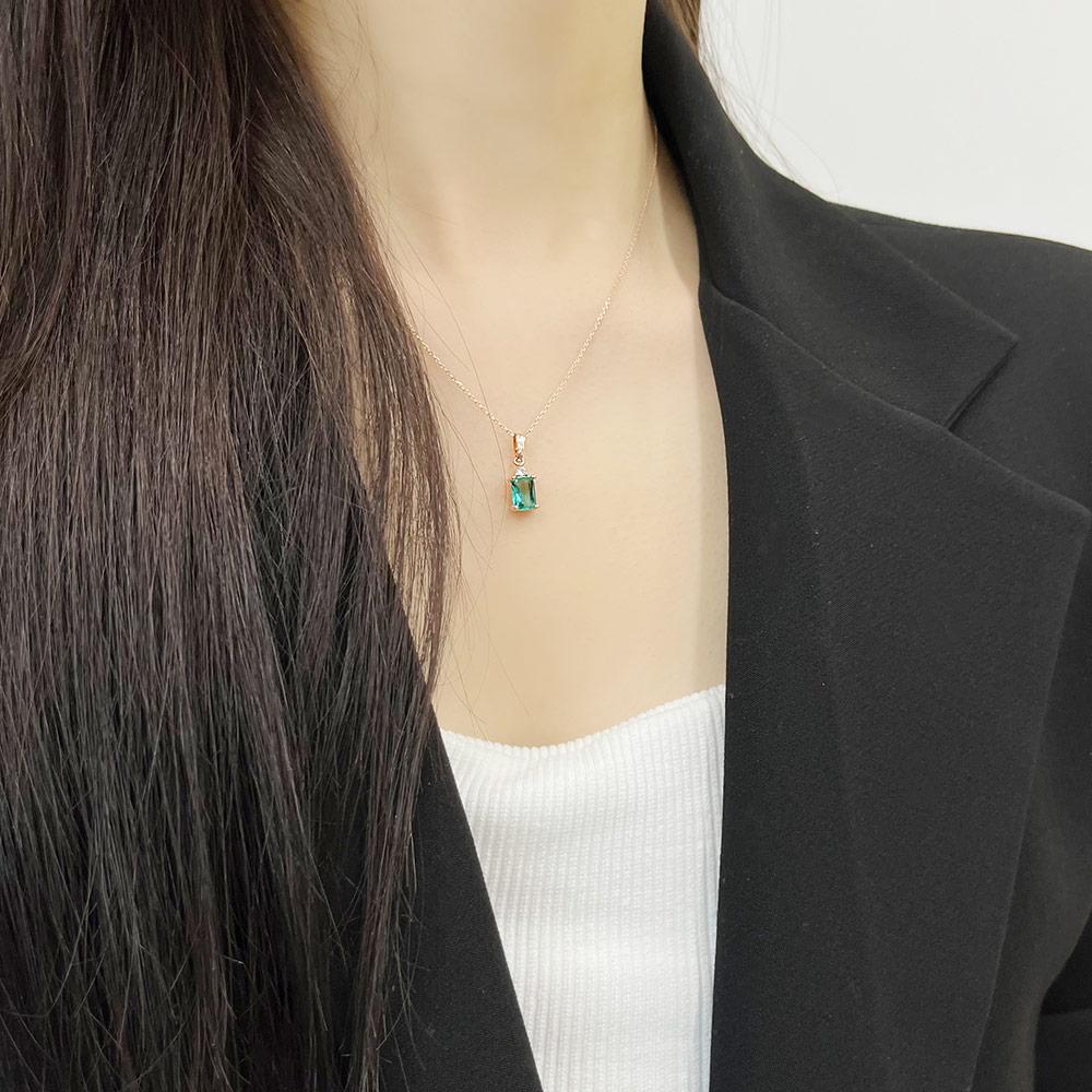 Dieuamour Ecrang Necklace