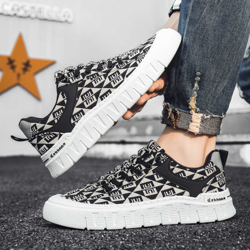 Modische Perforierte Outdoor Farbige Sneaker Für Herren Walking Flache Sohle Schuhe Herren Tenni Sports Loafer Interessante Schuhe Klassisch