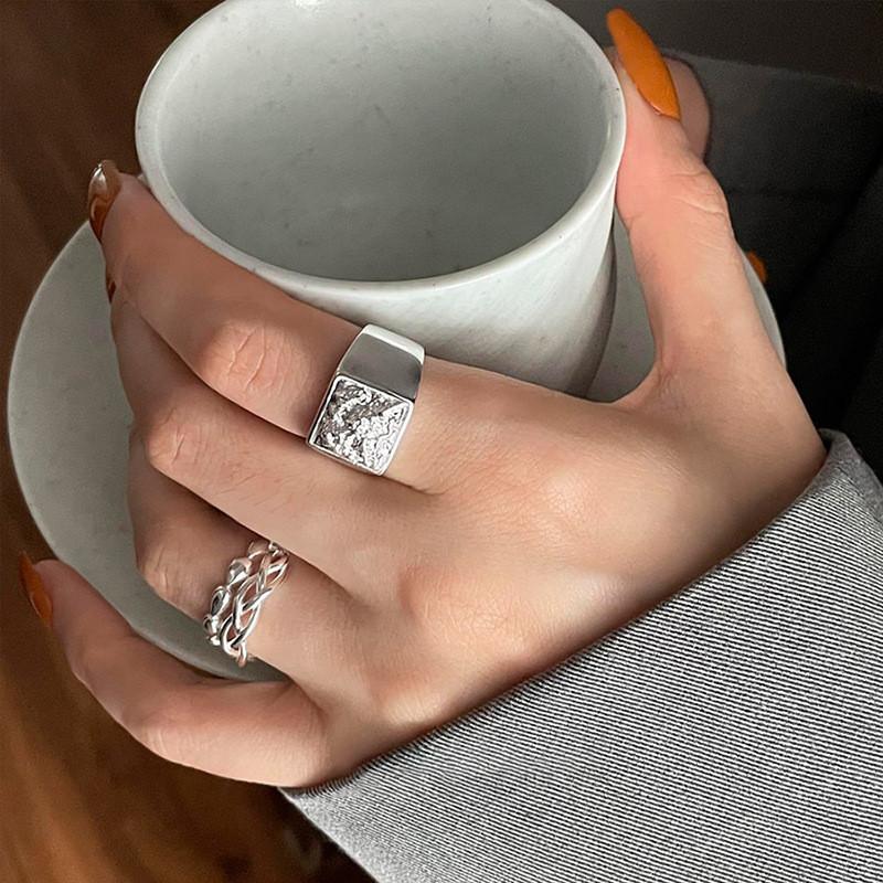 High Quality Adjustable Copper Ring For Women With Trendy Geometric Pattern And Chic Aesthetic