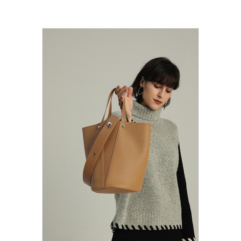 Bucket Bag for Women, Large-capacity Vegetable Basket Bag for Women, Hand-held Bag for Women, and Crossbody Bag for Commuting To Work