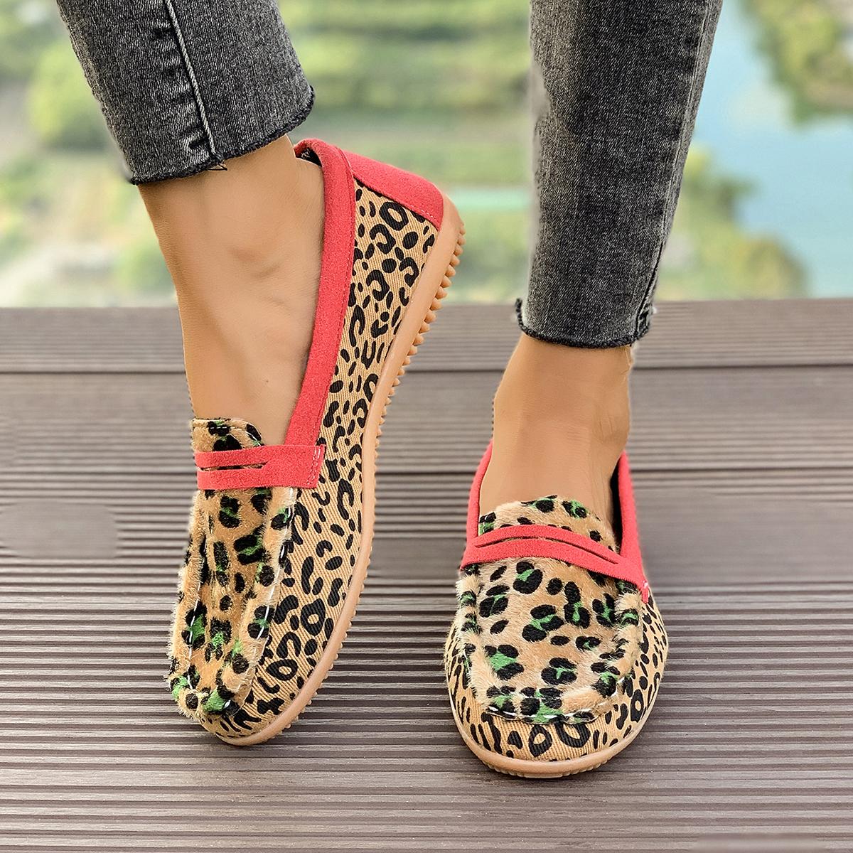 Женские туфли на плоской подошве с круглым носком — фото 5