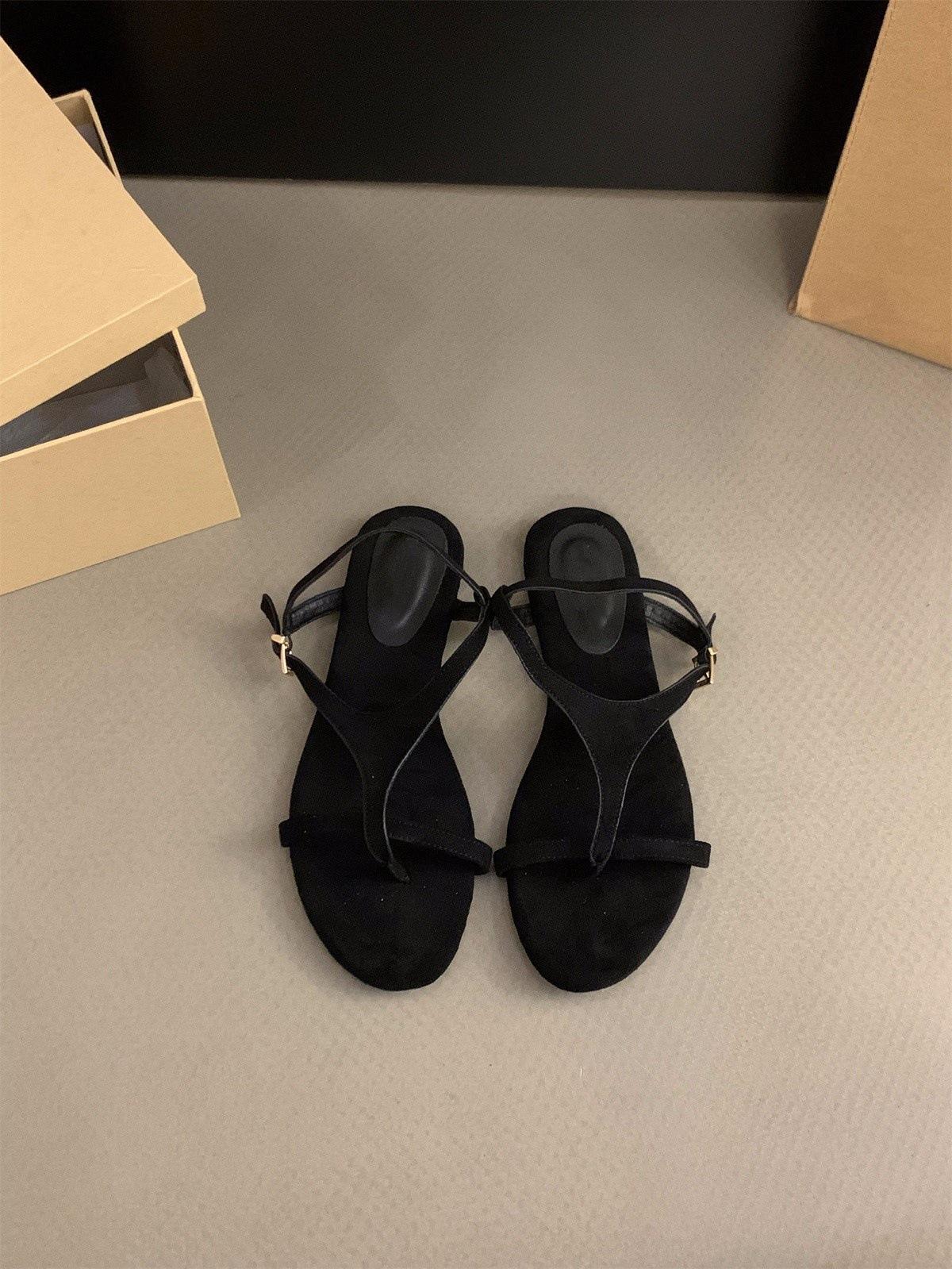 

Flat bottom retro toe French sandals fairy shoes 2025 new summer vacation wind beach roman shoes 35 чёрный