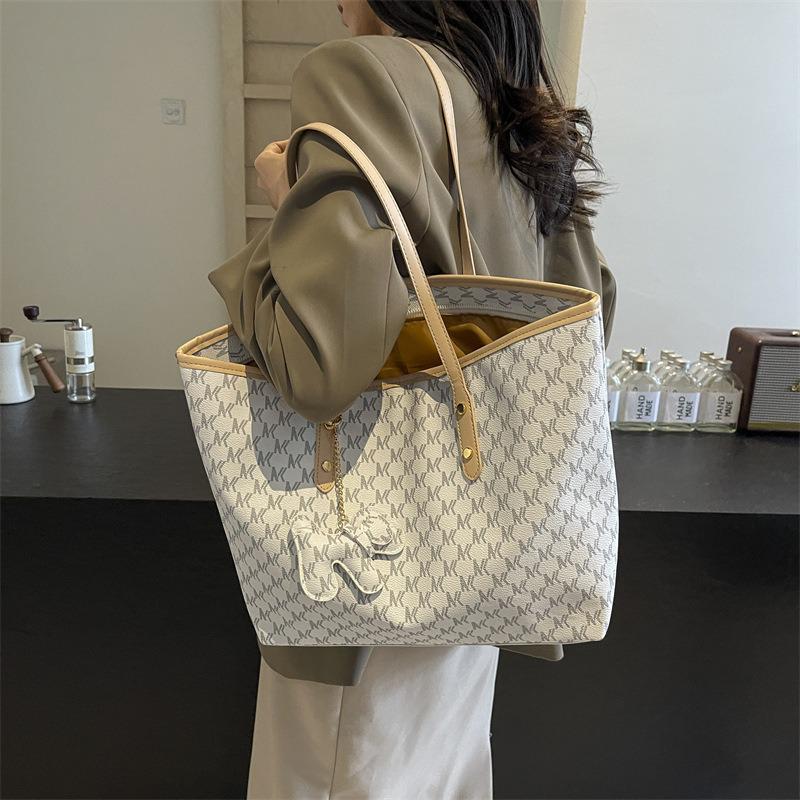 Trendige Cross-Border Tragetasche mit großem Fassungsvermögen - Vielseitige Schultertasche für Studenten und Pendler