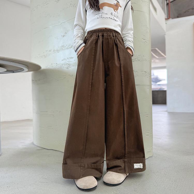 Girls' Trendy Autumn Outfit: Stylish Sweatshirt & Flap Pants Two-Piece Set