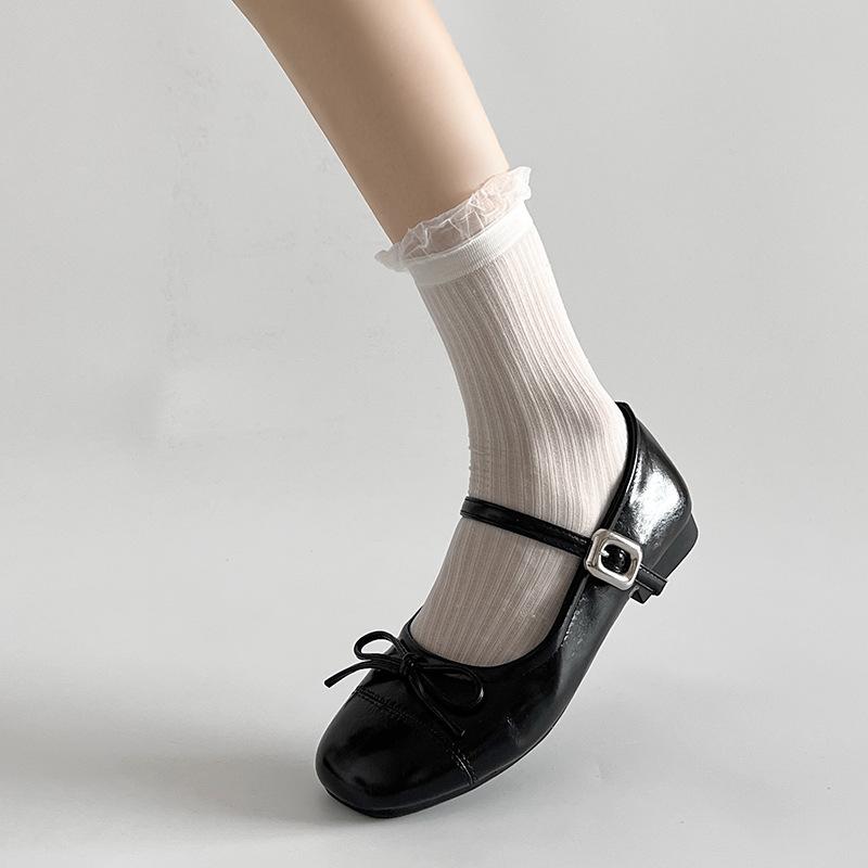 French retro red round head shallow mouth single shoes women's 2025 new summer retro versatile soft-soled Mary Jane shoes