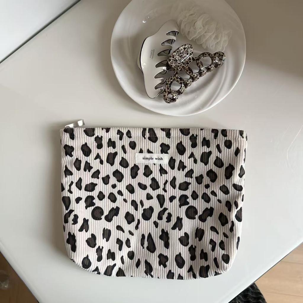 Vintage Corduroy Leopard Print Cosmetic Bag for Girl Female Large Women's Clutch Makeup Organizer Handbag Fashion Toiletry Case
