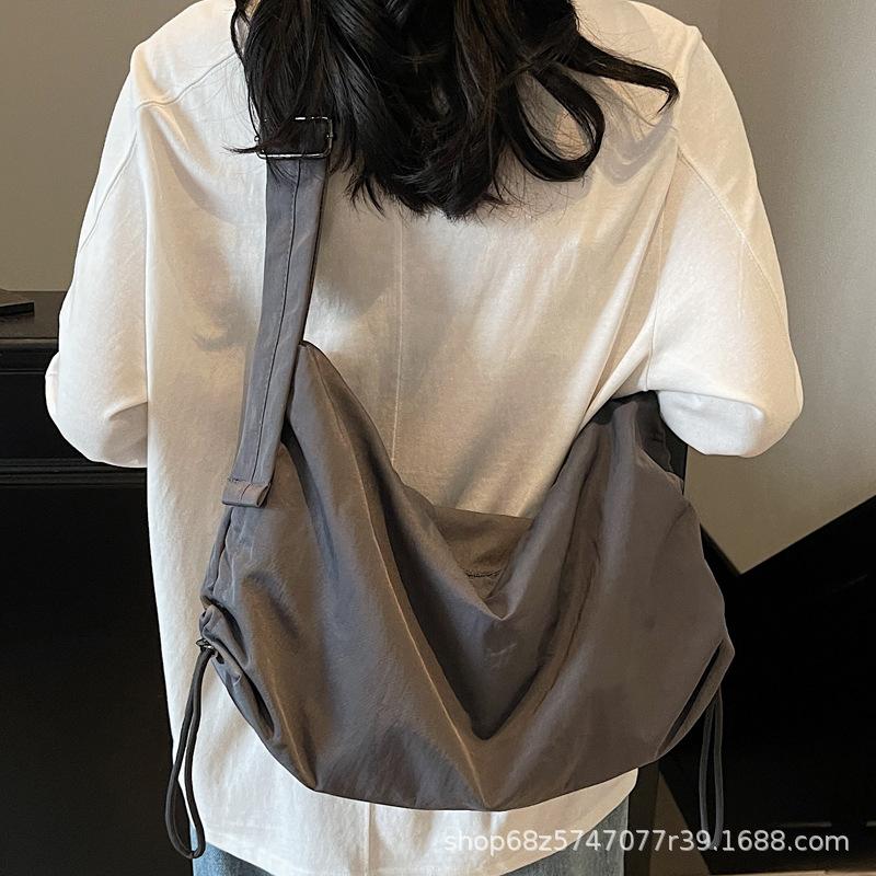 Japanese waterproof nylon tote bag sports messenger bag men's and women's large-capacity canvas bag cycling relaxation shoulder bag