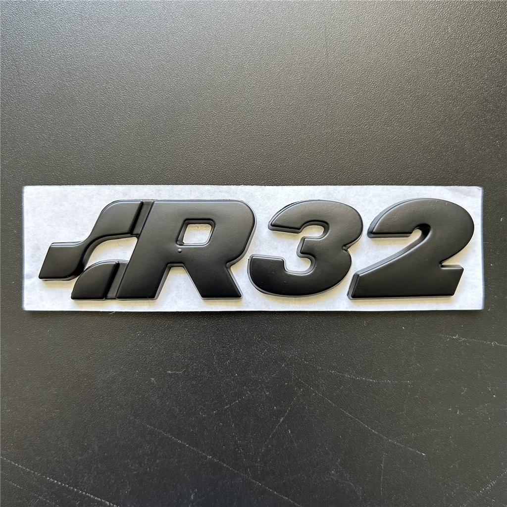 Car Metal R32 Logo Badge Emblem Decals Sticker For VW Volkswagen Golf 2 3 4 5 Magotan Passat SR32 MK4 MK5 MK6 zd4
