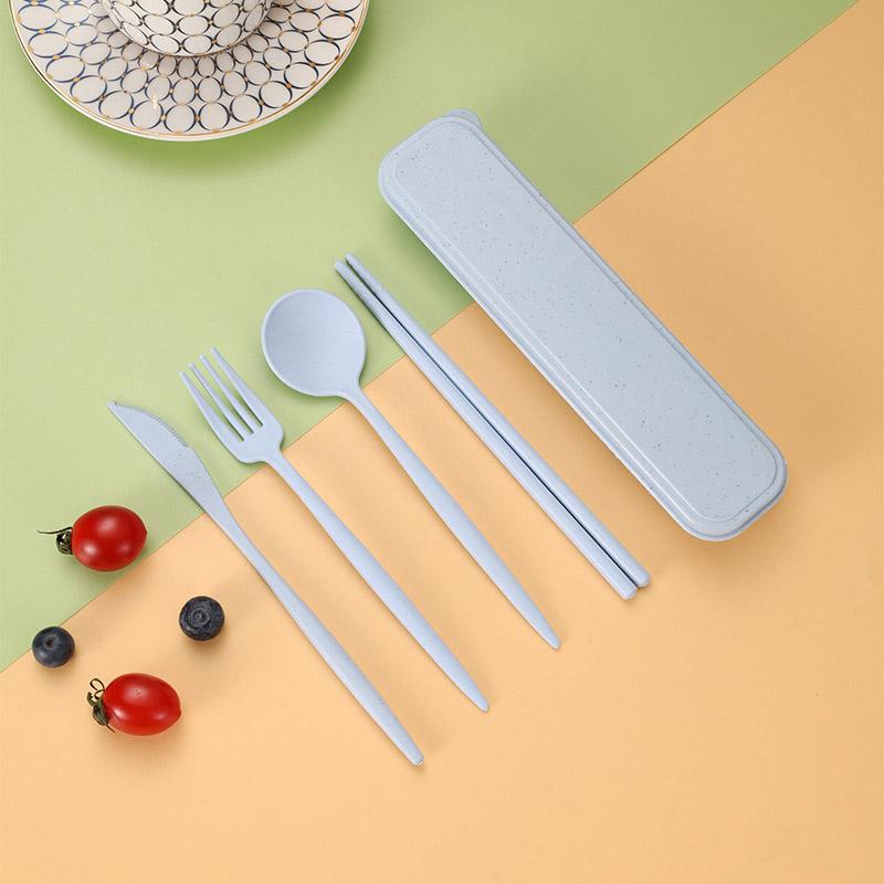

4Pcs Wheat Straw Dinnerware Set Portable ravel Cutlery Reusable Chopstick Fork Knife Spoon Tableware Utensil Box Chopsticks Set світло-синій колір
