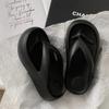 Slippers women summer wear flip-flops thick bottom heightening new non-slip deodorant seaside beach bathing stepping on shit feeling