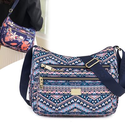 Urban Simple Women's Shoulder Bag Spring New Nylon Cloth Printed Bag Large Capacity Lightweight Crossbody Women's Bag