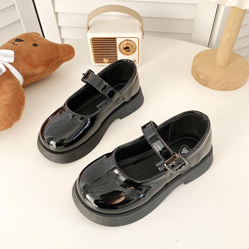 Spring and Autumn New Fashion Girls Versatile Comfortable Soft-soled Leather Shoes