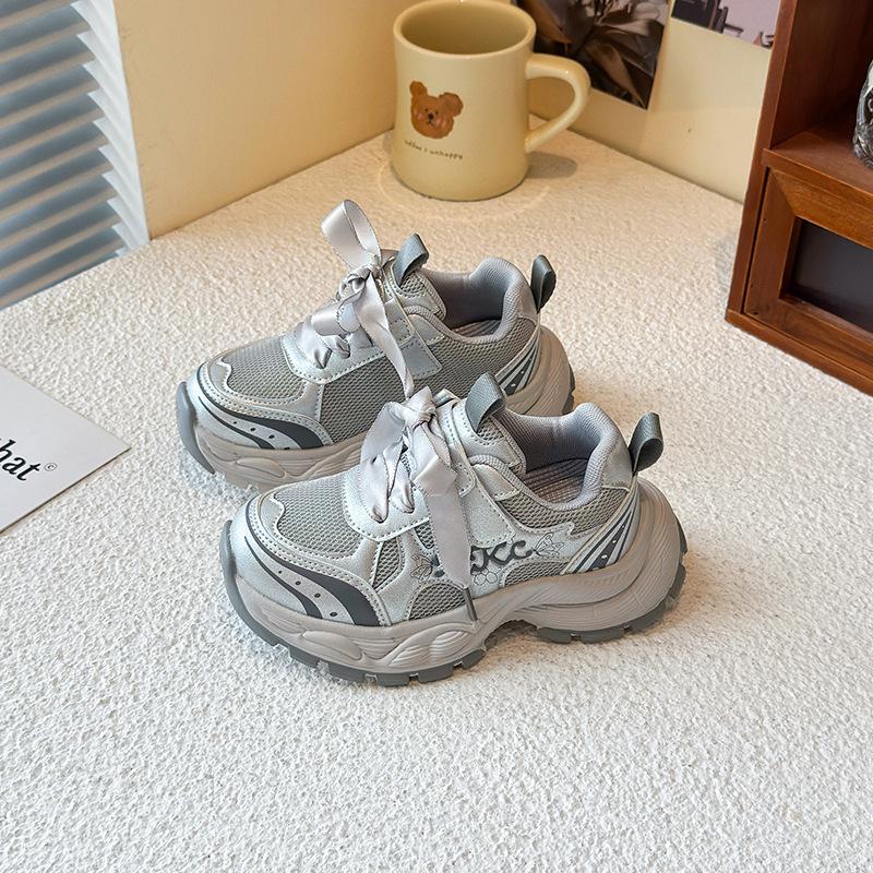 2025 Spring and Autumn New Girls Mesh Breathable Sports Shoes Children's Fashion Lightweight Casual Shoes Soft-soled Non-slip Running Shoes