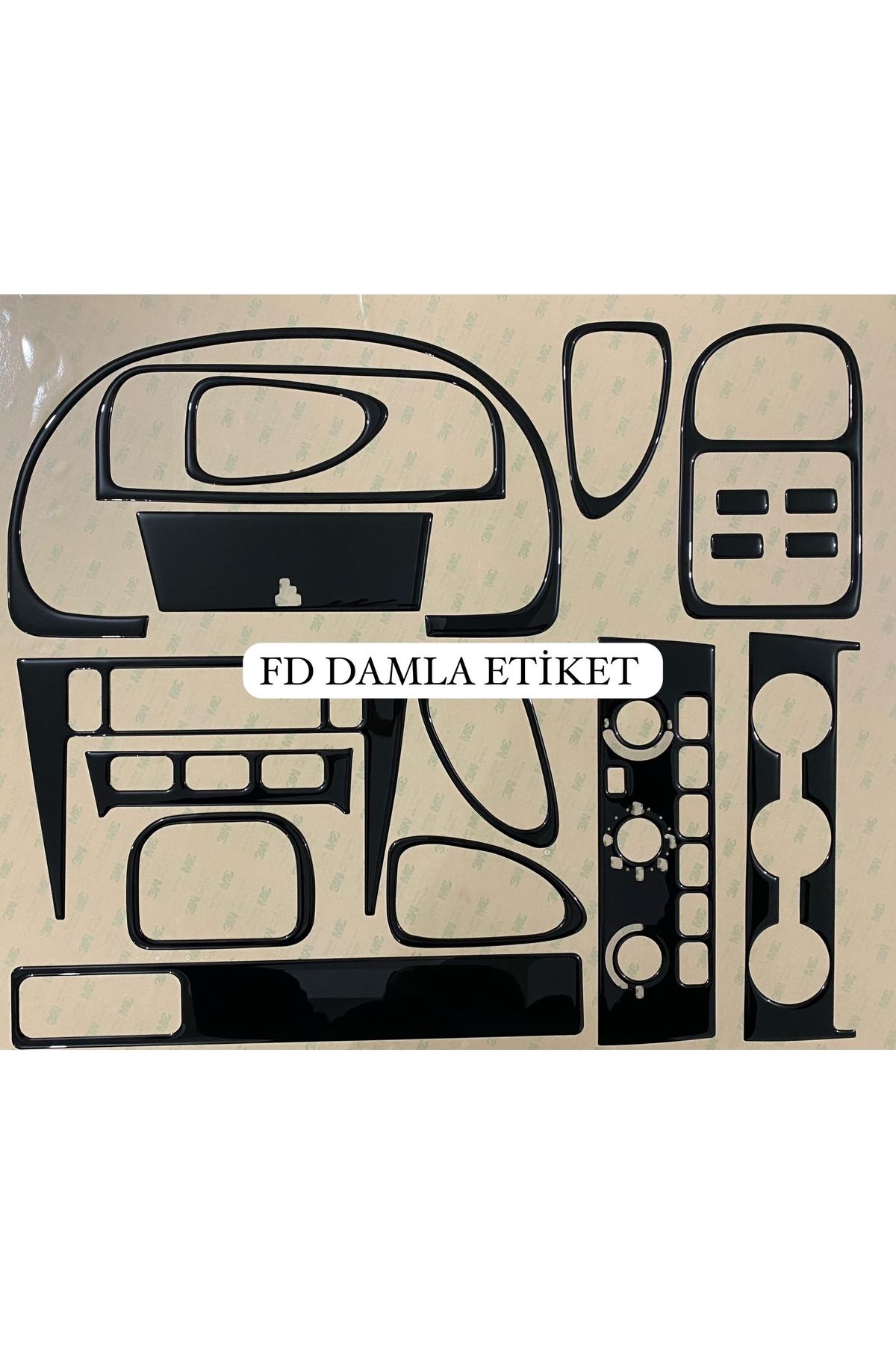 

Volvo S40 Eski Göğüs Konsol, Torpido, Trim, Göğüs Maun Kaplama Set Siyah Renk Parlak Özel Dizayn