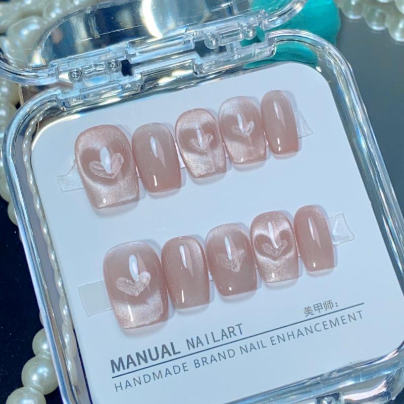 Handmade Love Gradient Cat Eye Manicure: High-End Wearable False Nail Patches