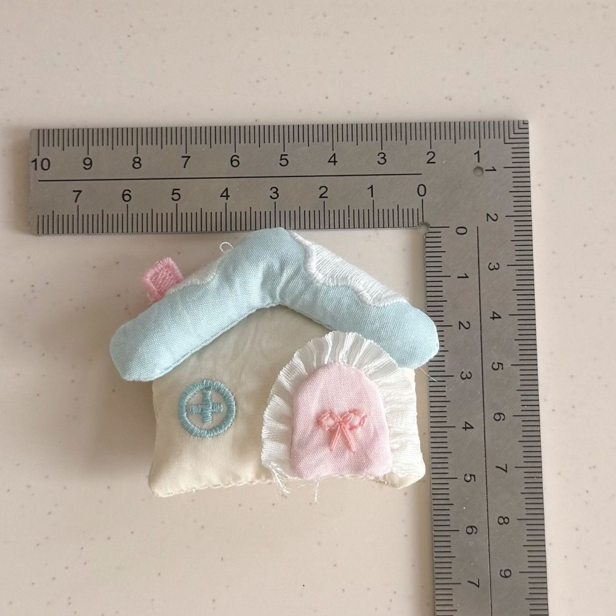 

5pcs Sweet Blue Three-dimensional Cotton Filled House DIY Handmade Materials Fabric Dolls Kid s Hats Bags Decorative Accessories