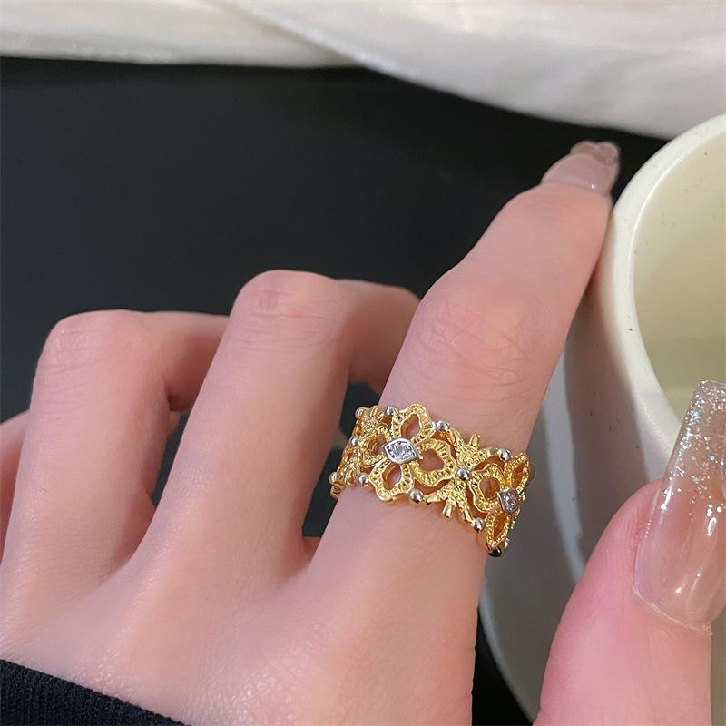 Color Separation Retro Court Luxury Lace Hollow Open Ring Niche Design Personality Ring Woman