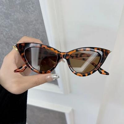 Retro Cat Eye Designer Sunglasses Women Men Black Frame Vintage Sun Glasses Female Male Brand Fashion
