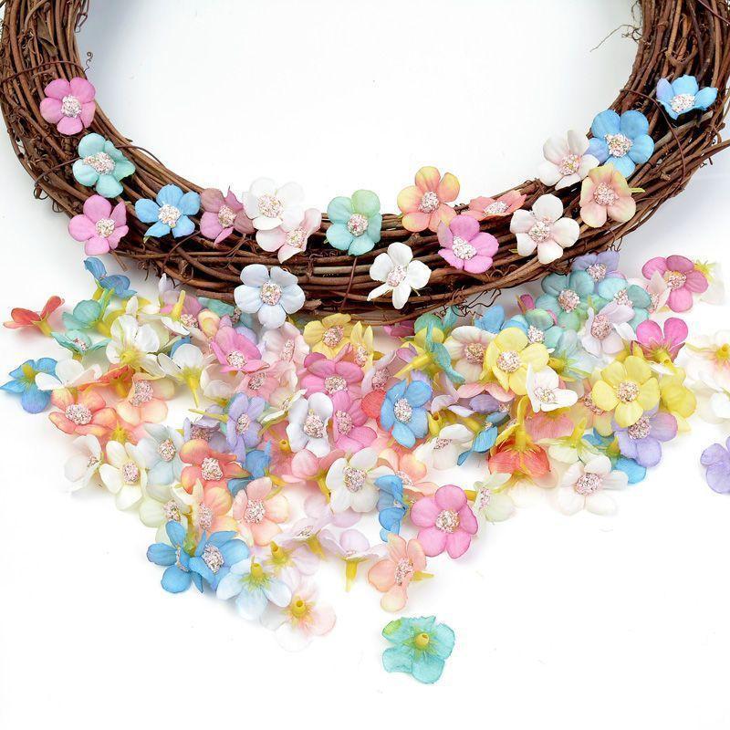 50 Stück Umweltfreundliche Künstliche Blumenköpfe Seiden-Fälschungsblumen für Hochzeitstorten-Topper Babyparty-Dekoration