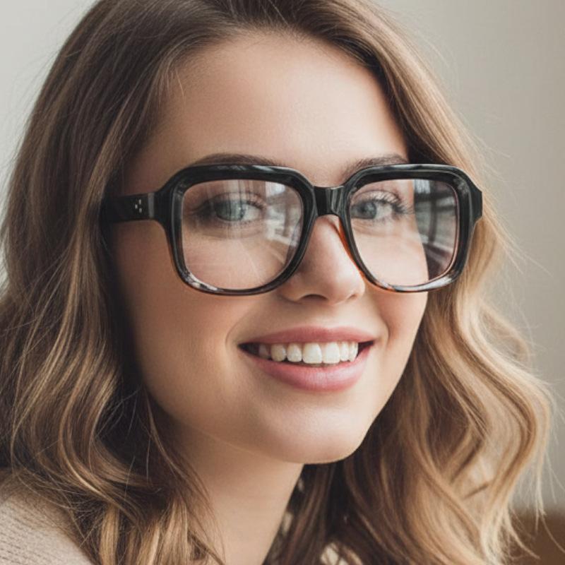 Women's eyewear, men's and women's fashion square oversized glasses