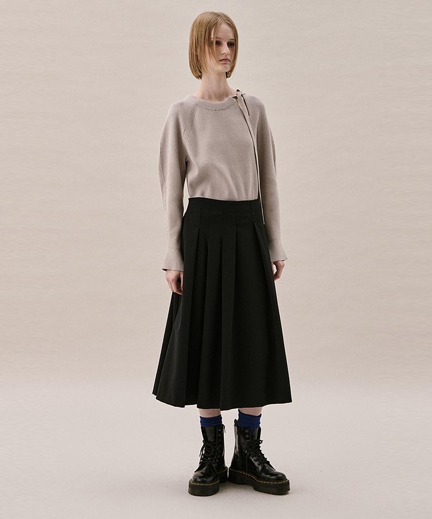 Awi Uneven Tuck Skirt_Black