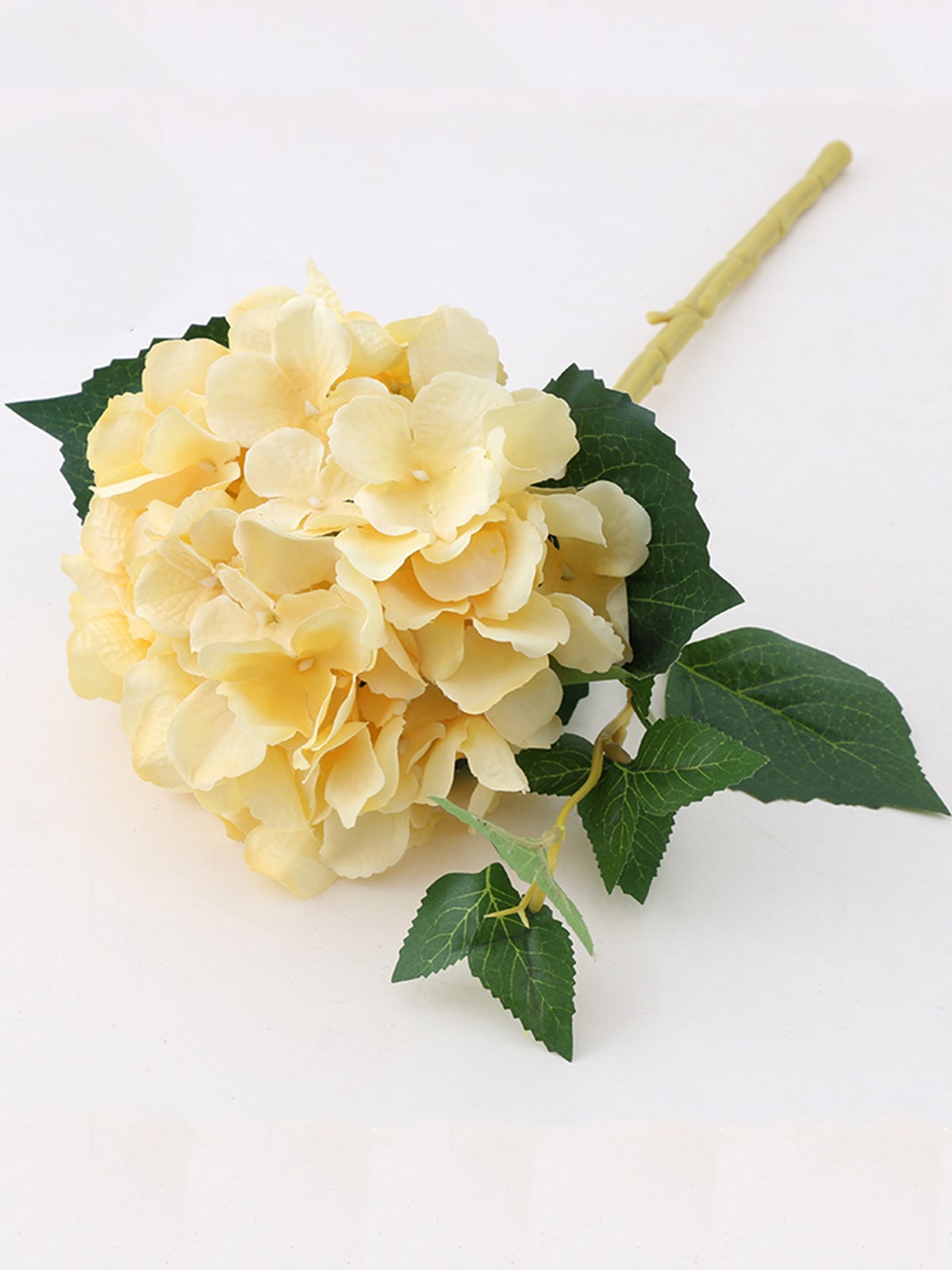 

4 шт. шелковые цветы гортензии со стеблями искусственные цветы гортензии искусственные цветы гортензии искусственные цветы гортензии со стеблями для домашнего декора жёлтый