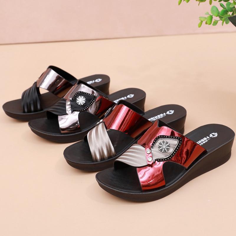 New Summer Women's Slippers Thick-Soled Anti-Slip Beach Shoes for Middle-Aged and Elderly Ladies