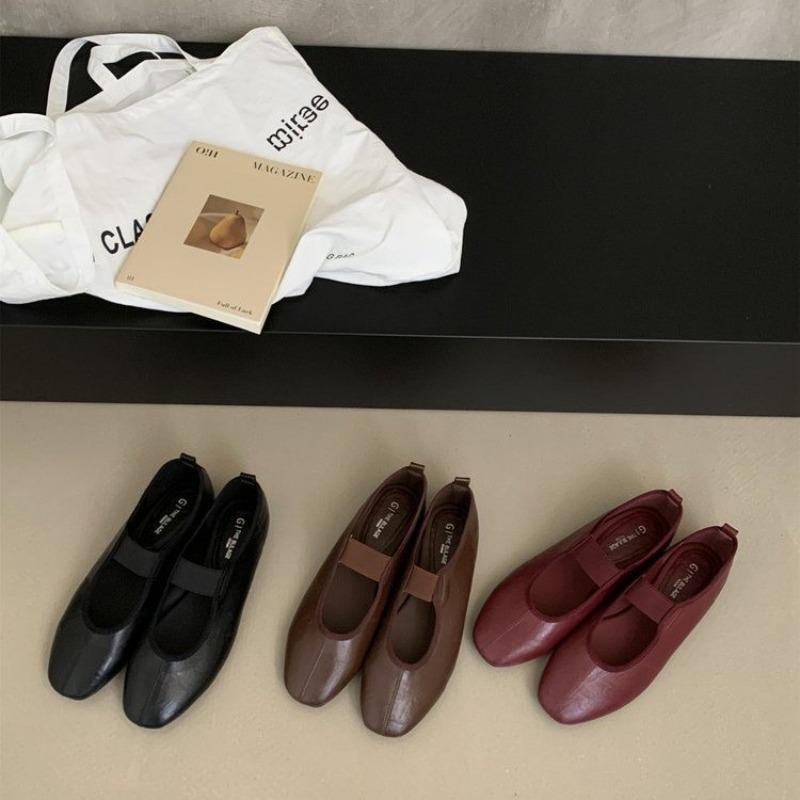 

Новые однословные серебристые туфли Мэри Джейн женские мягкие балетки на плоской подошве с неглубоким вырезом ретро повседневные туфли 40 чёрный