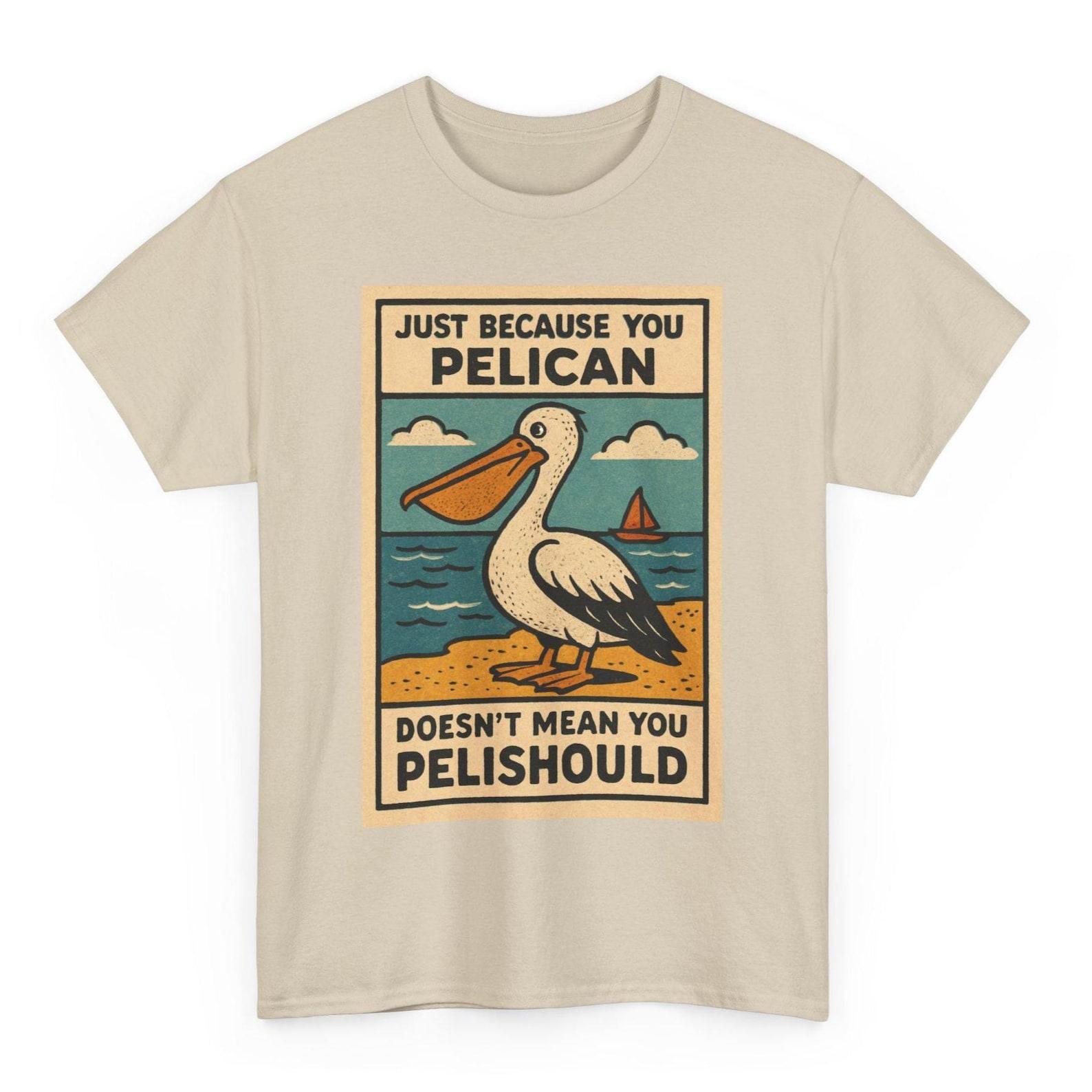Pelican Pun T-Shirt: Retro Comic Bird Meme, Hilarious Gift XL
