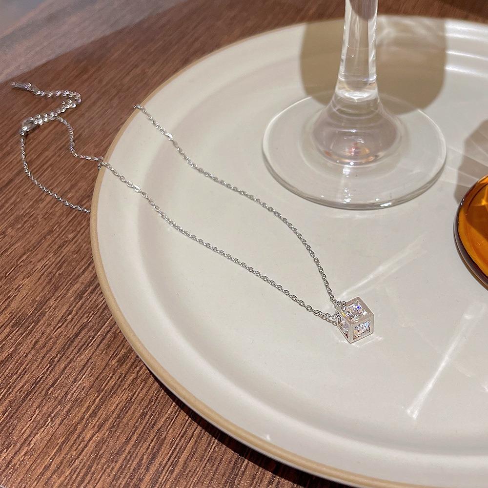 Stainless Steel Clavicle Chain Hollow Zircon Crystal Necklace Square Pendant Necklace  Party Gift