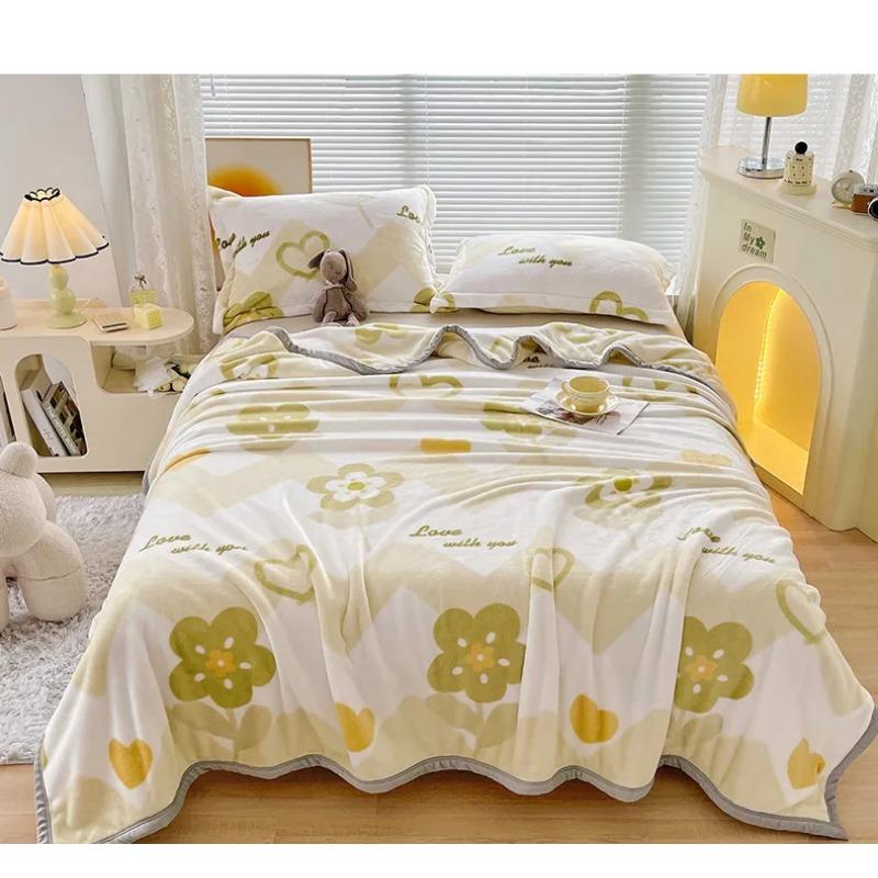 New Milk Fiber Printed Blanket 300G Cloud Mink Velvet Cover Blanket