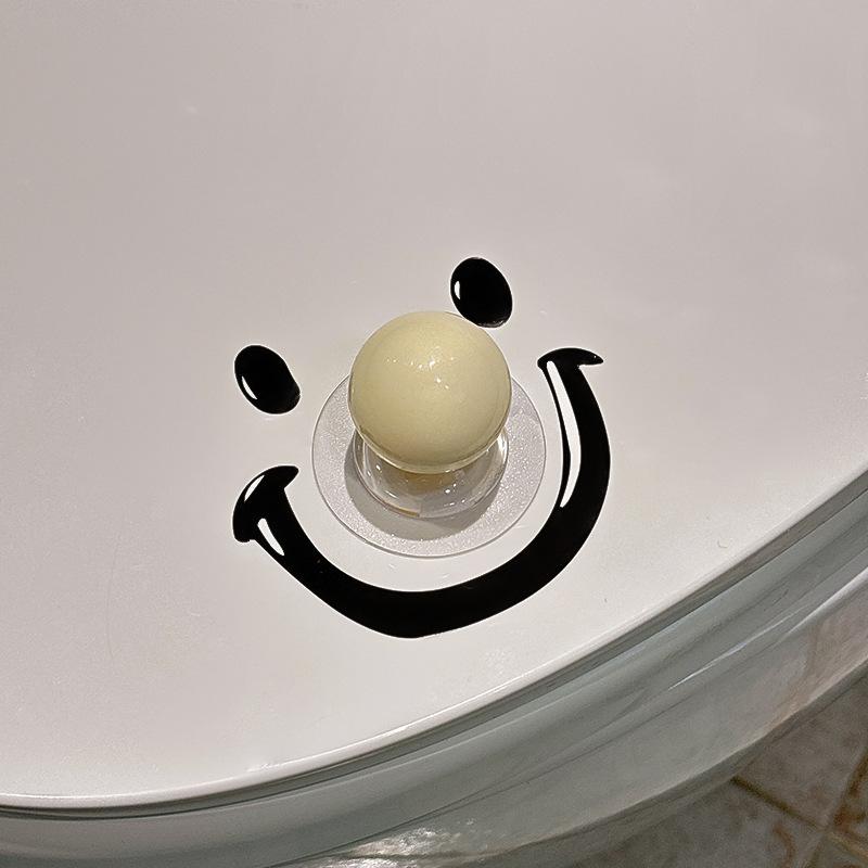 Cute creative handle flip cover sticker, toilet seat lifter, anti-dirty hand toilet cover lifter, toilet lid lifter.