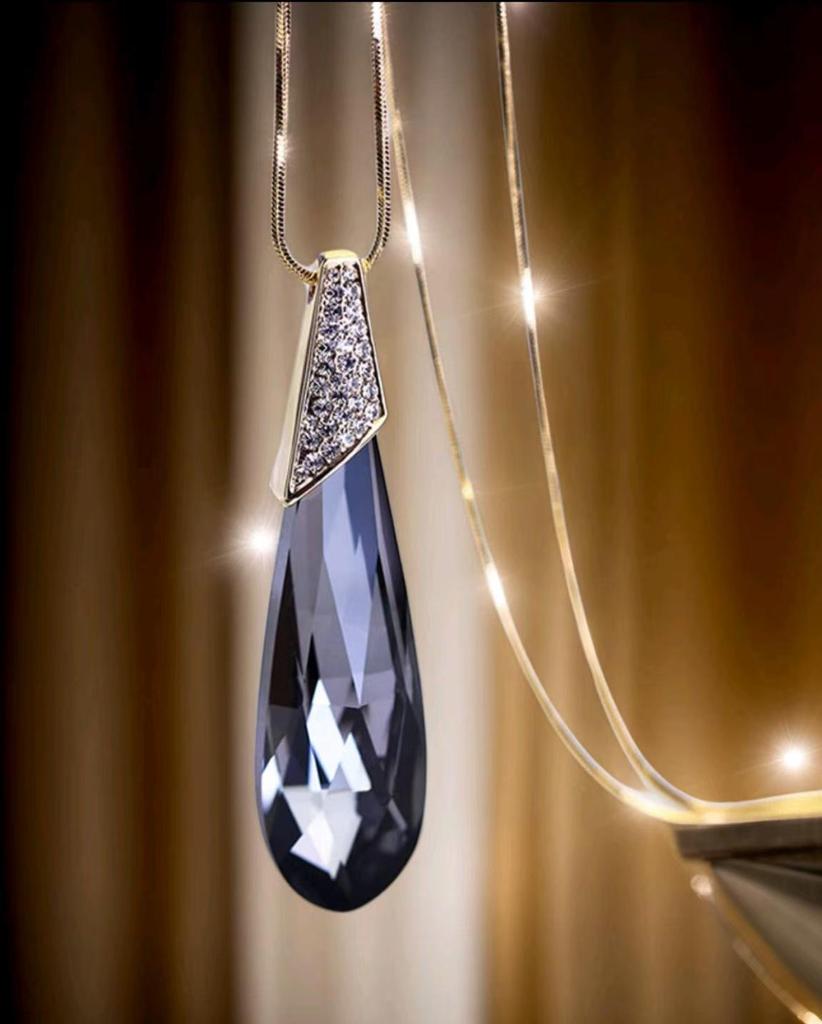 Korean Style Pearl Tassel Necklace: Versatile, Fashionable Long Pendant for Women's Summer Sweaters.