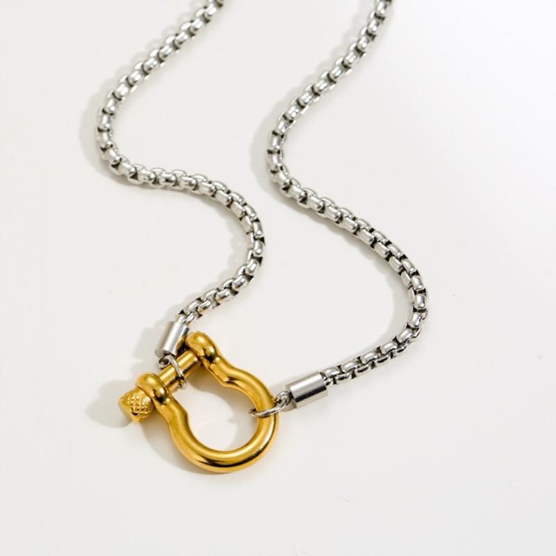 Gold Plated Carabiner Style Necklace Titanium Steel Pendant Neckchain Jewelry Ideal For Unisex Wear And Gift
